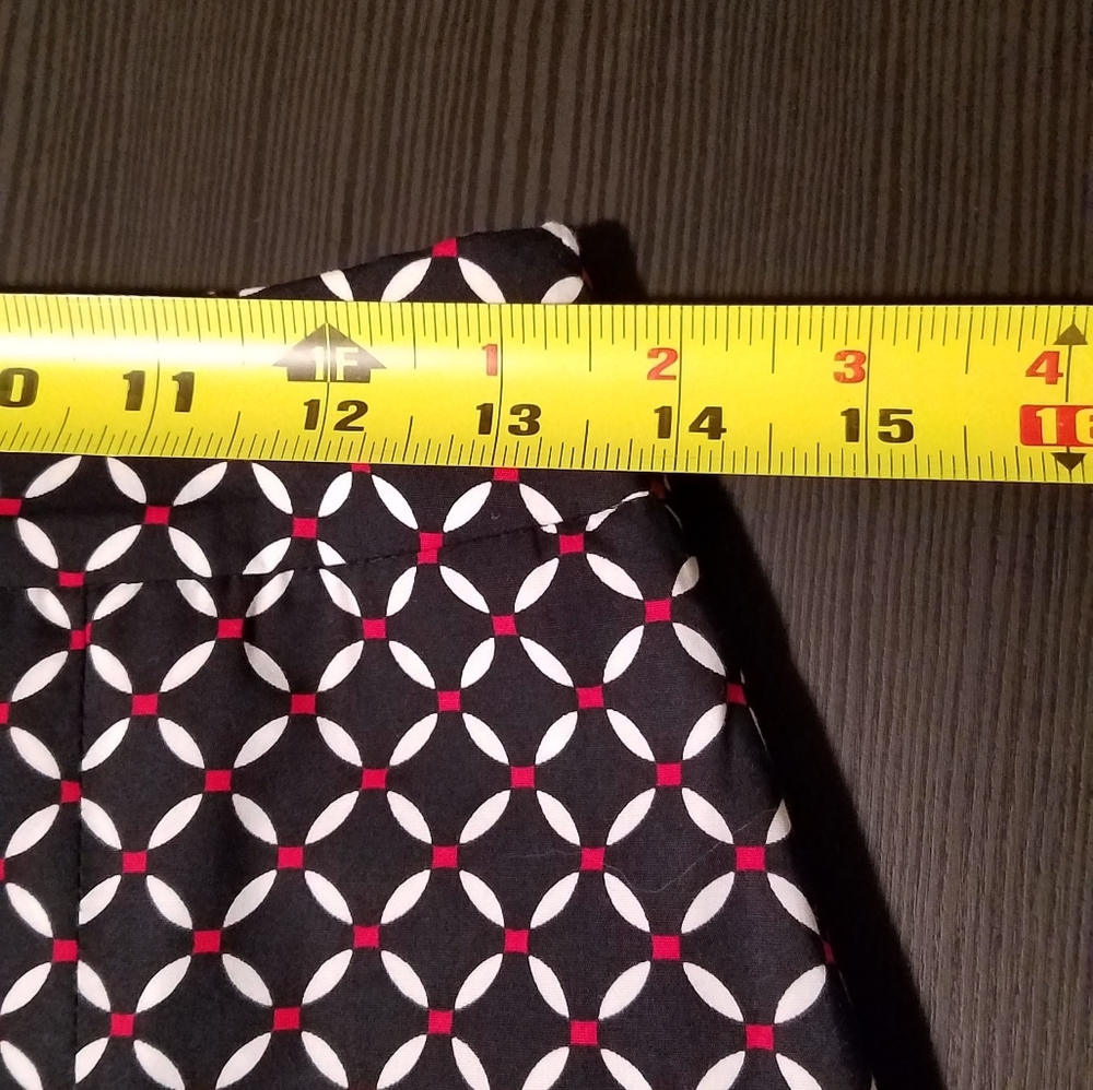 Ann Taylor Petites pleated skirt (B1) - Picture 4 of 5